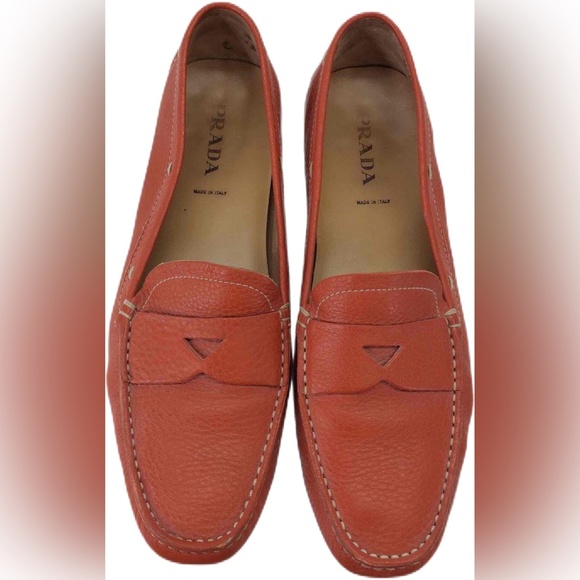 Prada Pebbled Leather Contrast Stitch Penny Loafers 40.5/7.5/8 - Picture 4 of 13